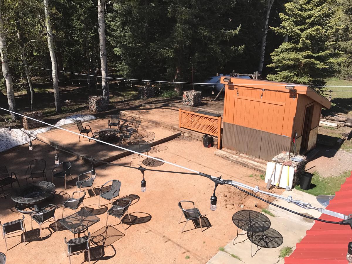 Arrowhead Mountain Lodge Cimarron Exterior photo